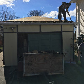 Penticton Reno, Bath room & Kitchen & Garage