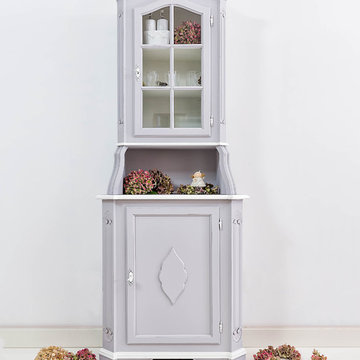 Credenza Shabby Chic con vetrina all’inglese