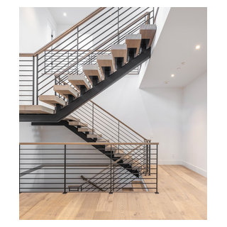 Grand Ridge Residence: Floating Staircase - Modern - Staircase ...