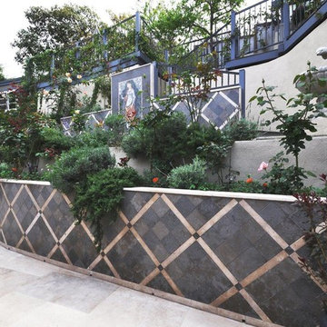 Gorgeous Garden Wall