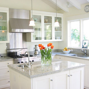 Western Kitchen Decor | Houzz