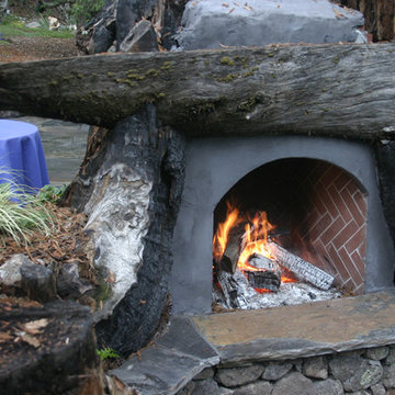 Redwoods Pizza Oven and Fireplace Patio