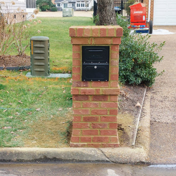 Custom Design Column Mount Flat Top Brick Mailbox