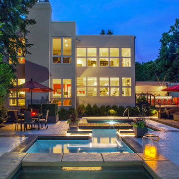 Modern Outdoor Kitchen