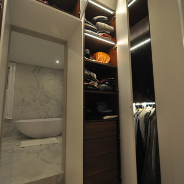 Walk in wardrobe