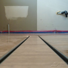 Shower slope and glass interface