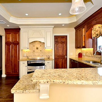 Traditional kitchen with LED lighting and Canyon Creek Cabinetry