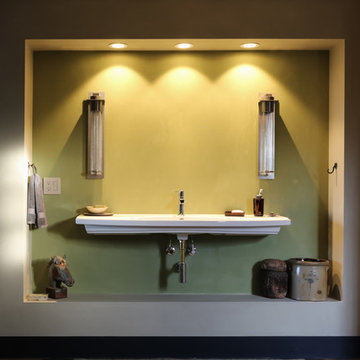 Master Bathroom - Venetian Plaster