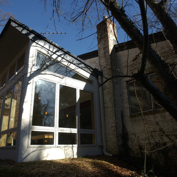 Green Sunroom Outside View