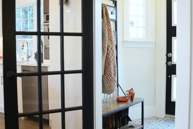 Example of a transitional entryway design in Calgary