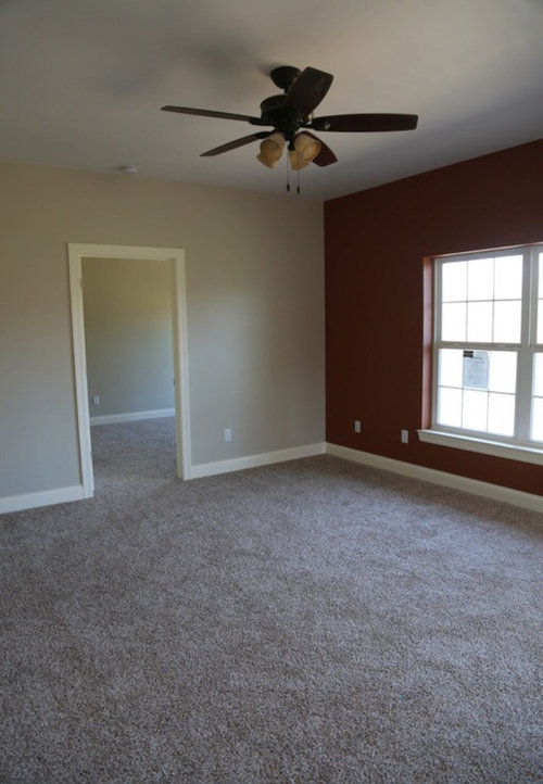 How to Arrange a Living Room with Three Entrances