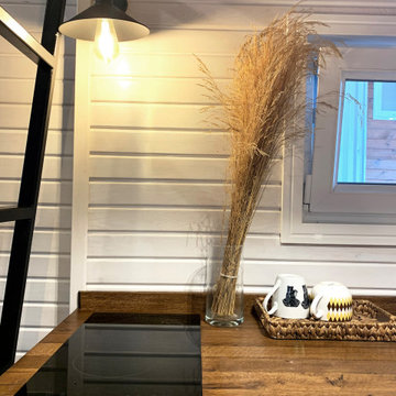 Tiny House, Tiny Haos