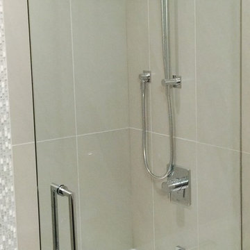 Tub / Shower glass panels & shower shields
