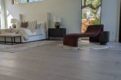 Elegant Caicos European White Oak flooring, enhancing room aesthetics.