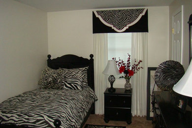 Inspiration for a transitional bedroom remodel in New York