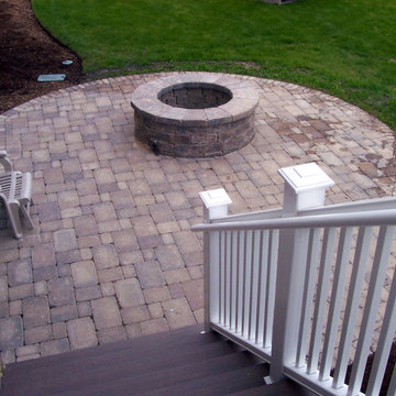 Screen Room with TimberTech Deck & Unilock Patio in Kildeer, IL