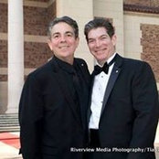 Mark Viviano's photo