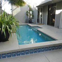 Pool surround