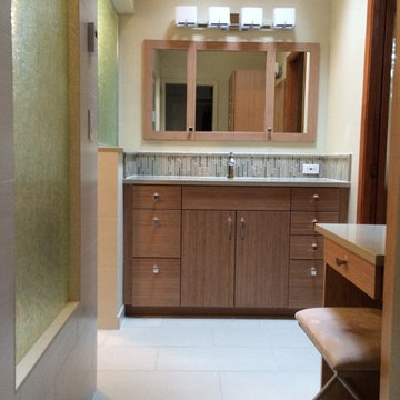Bainbridge Island Fox Glove Master Bathroom