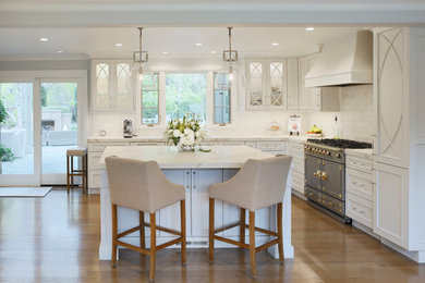 Transitional Kitchen with curved mullein doors