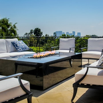 Cooke Famosa Contemporary Fire Pit Table