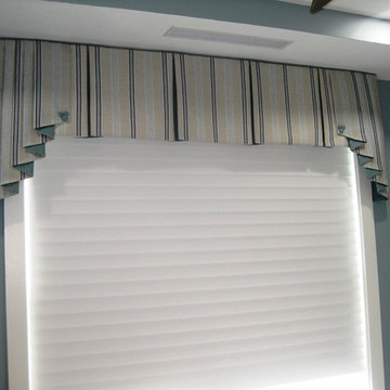 Box Pleat Valaces
