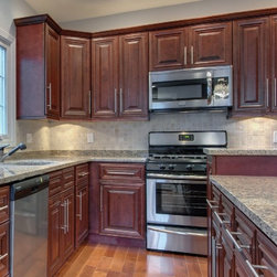 Mahogany Maple Kitchen - Kitchen Cabinetry