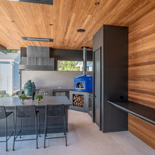 Outdoor Kitchen
