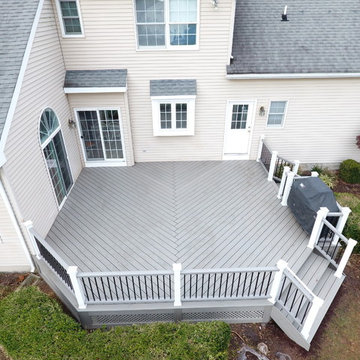 Gravel Path Transcend Deck, Herringbone pattern floor