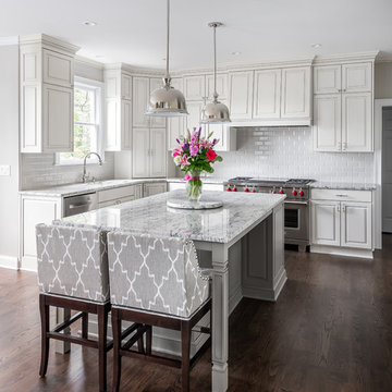 A Kitchen for Family and Entertaining