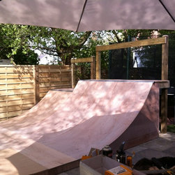 Guildford, Surrey - Outdoor Playhouses