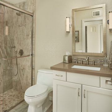 Light & Bright Transitional Bathroom