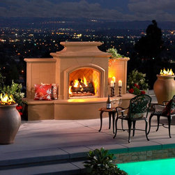 Grand Mariposa Outdoor Fireplace - Outdoor Fireplaces
