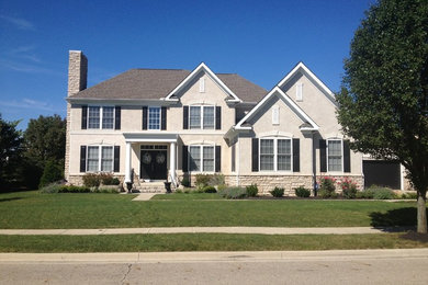 Traditional exterior home idea in Columbus
