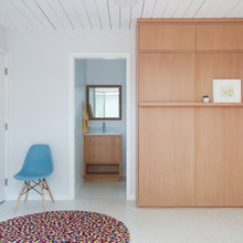 Murphy bed