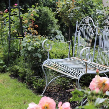 Cottage Rose Garden