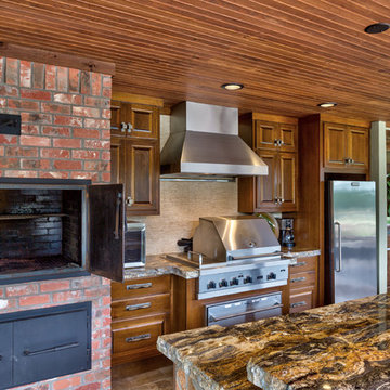 Outdoor Kitchen & Entertainment