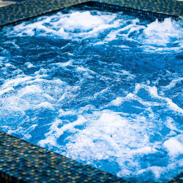 Custom Spa for Classic/ Straight Edge Pool With Custom Spa, Fountain and Sun She