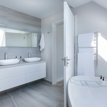 Coastal Breeze Ensuite