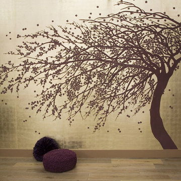 Handprinted Chinoiserie wallpaper in interior design
