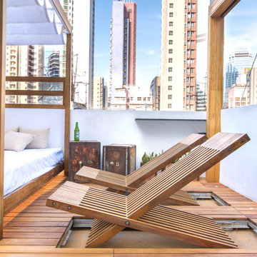 Retractable Daybed on Rooftop Deck, Hong Kong