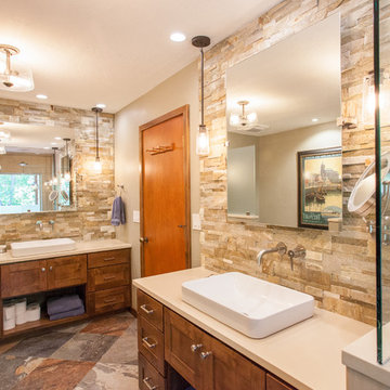 Rogue River Master Bath & Laundry Room Remodel