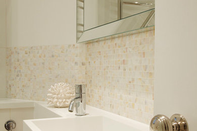 Design ideas for a small contemporary ensuite bathroom in London.