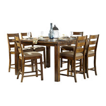 kitchen/dining furniture
