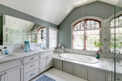 Bathroom - transitional bathroom idea in Portland