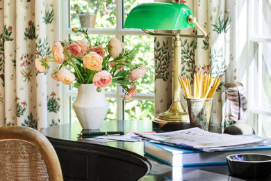 Home office - traditional home office idea in Nashville