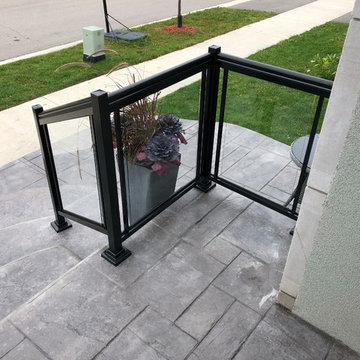 Aluminum and Glass Porch Railings - 132