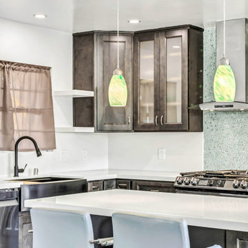 Modern Elegance And Contemporary Charm Kitchen