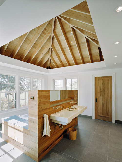 High Ceiling Bathroom | Houzz