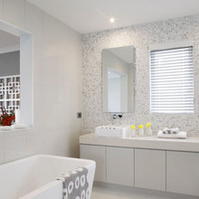 Bathroom (Bre)